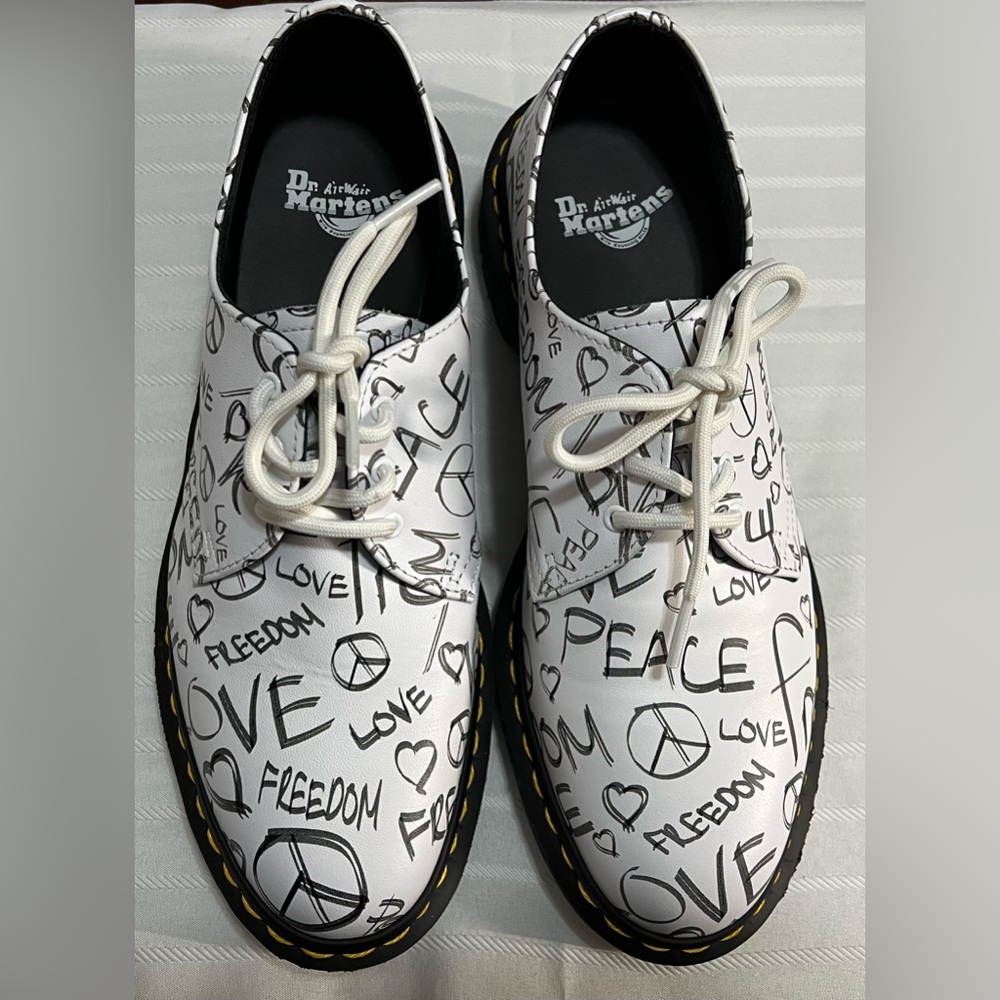 Dr. Martens 1461 Graffiti Script Backhand Oxfords- like new, never worn.